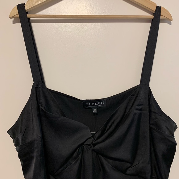 NWT eloquii Twist Detail Satin Cami Size 24 - Picture 3 of 9